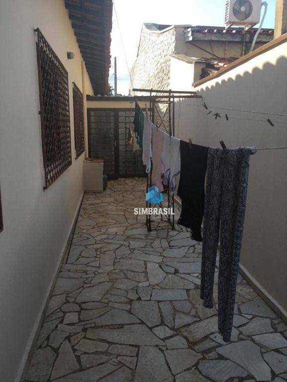 Casa, 3 quartos, 218 m² - Foto 39