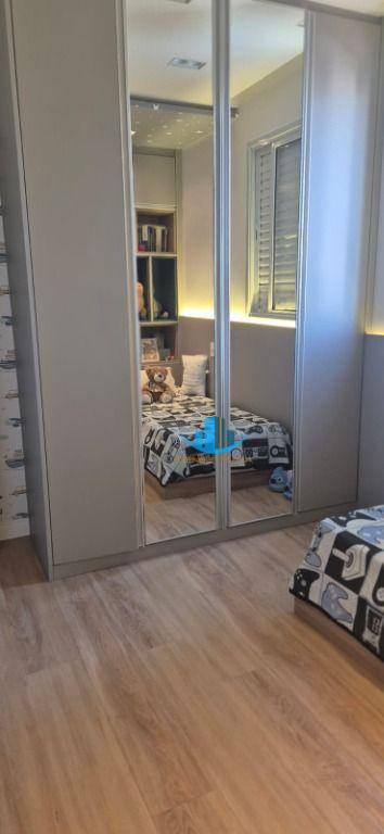 Apartamento à venda com 3 quartos, 125m² - Foto 11