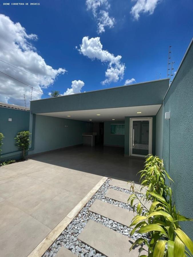 Casa à venda com 2 quartos, 281m² - Foto 2