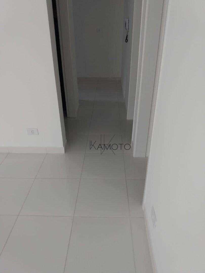 Apartamento à venda com 2 quartos, 42m² - Foto 14