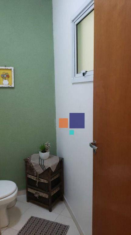 Sobrado à venda com 3 quartos, 114m² - Foto 4