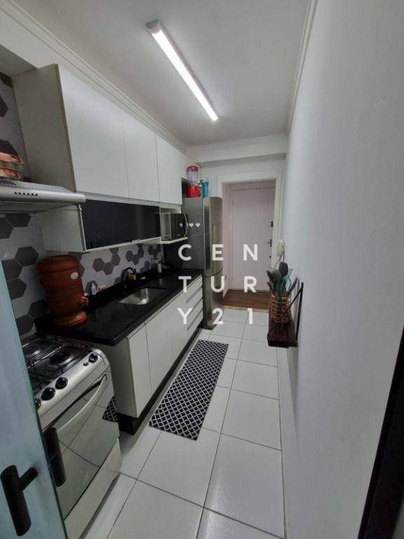 Apartamento à venda com 2 quartos, 43m² - Foto 11