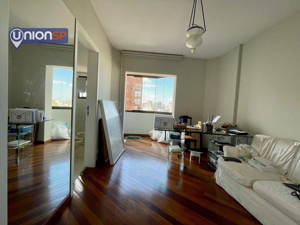 Apartamento à venda com 3 quartos, 151m² - Foto 7