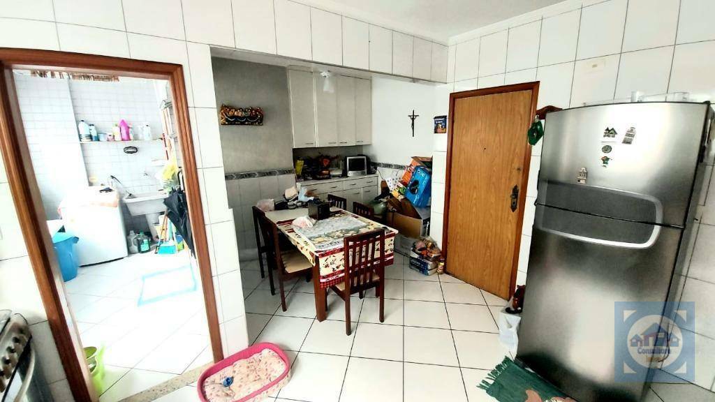 Apartamento à venda com 3 quartos, 161m² - Foto 15