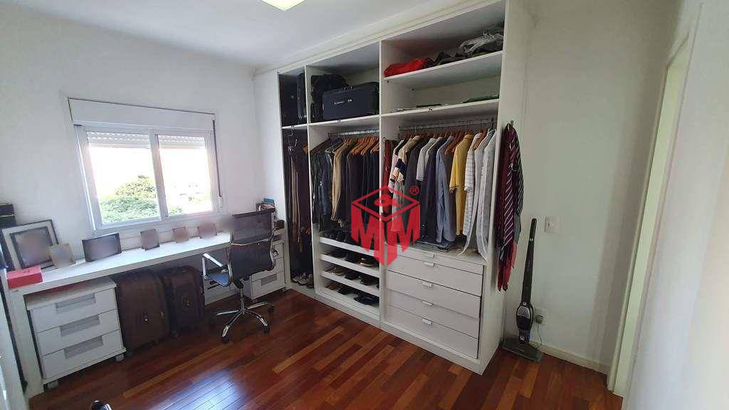 Apartamento à venda com 4 quartos, 203m² - Foto 19