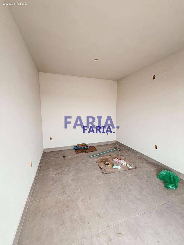 Apartamento à venda com 3 quartos, 102m² - Foto 4