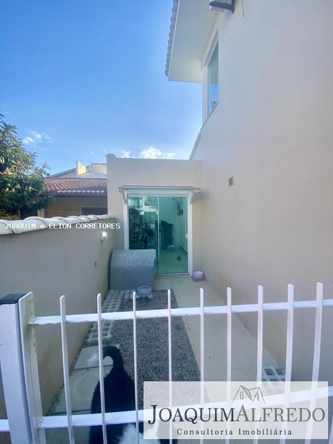 Casa à venda com 3 quartos, 148m² - Foto 26