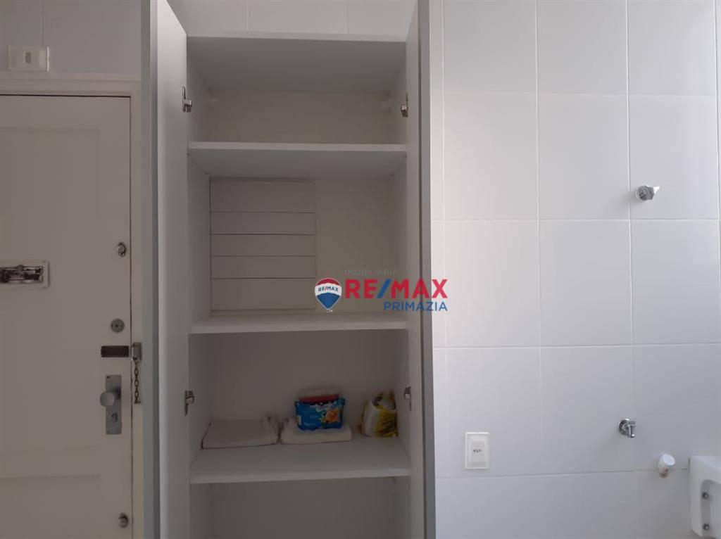 Apartamento à venda com 3 quartos, 194m² - Foto 17