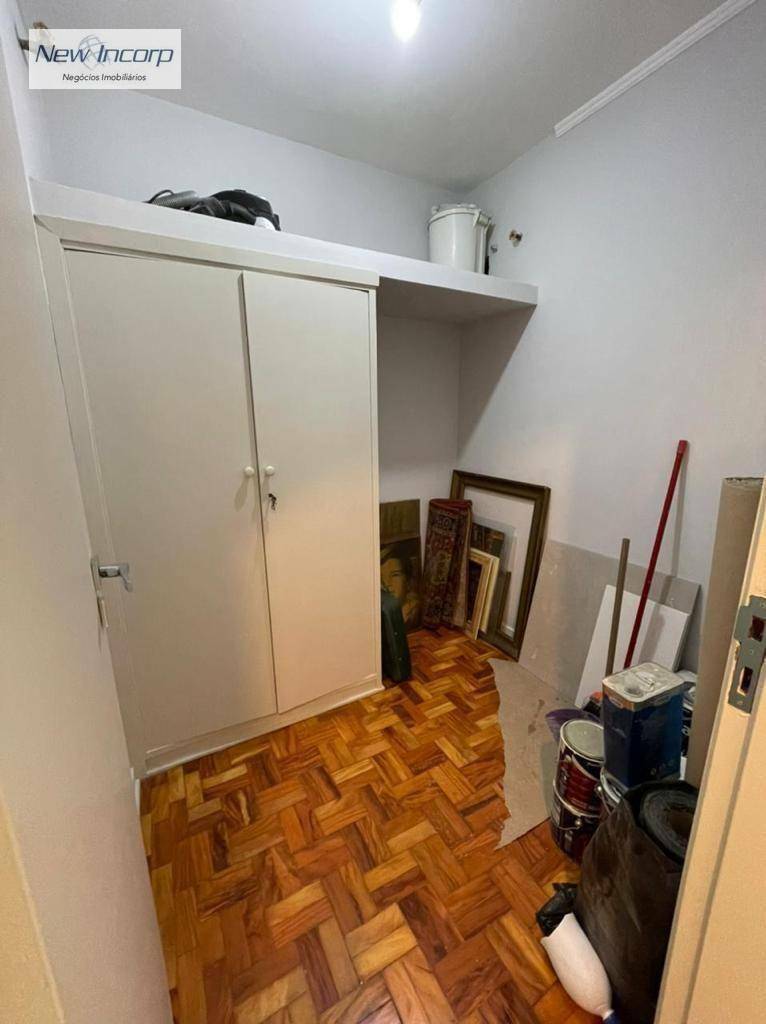 Apartamento à venda com 3 quartos, 140m² - Foto 23