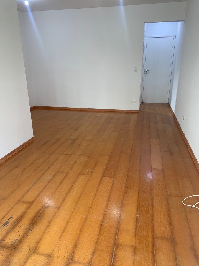 Apartamento para alugar com 3 quartos, 87m² - Foto 2