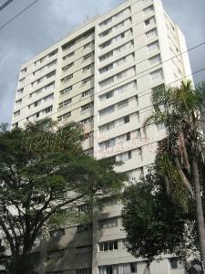 Apartamento para alugar com 3 quartos, 108m² - Foto 12