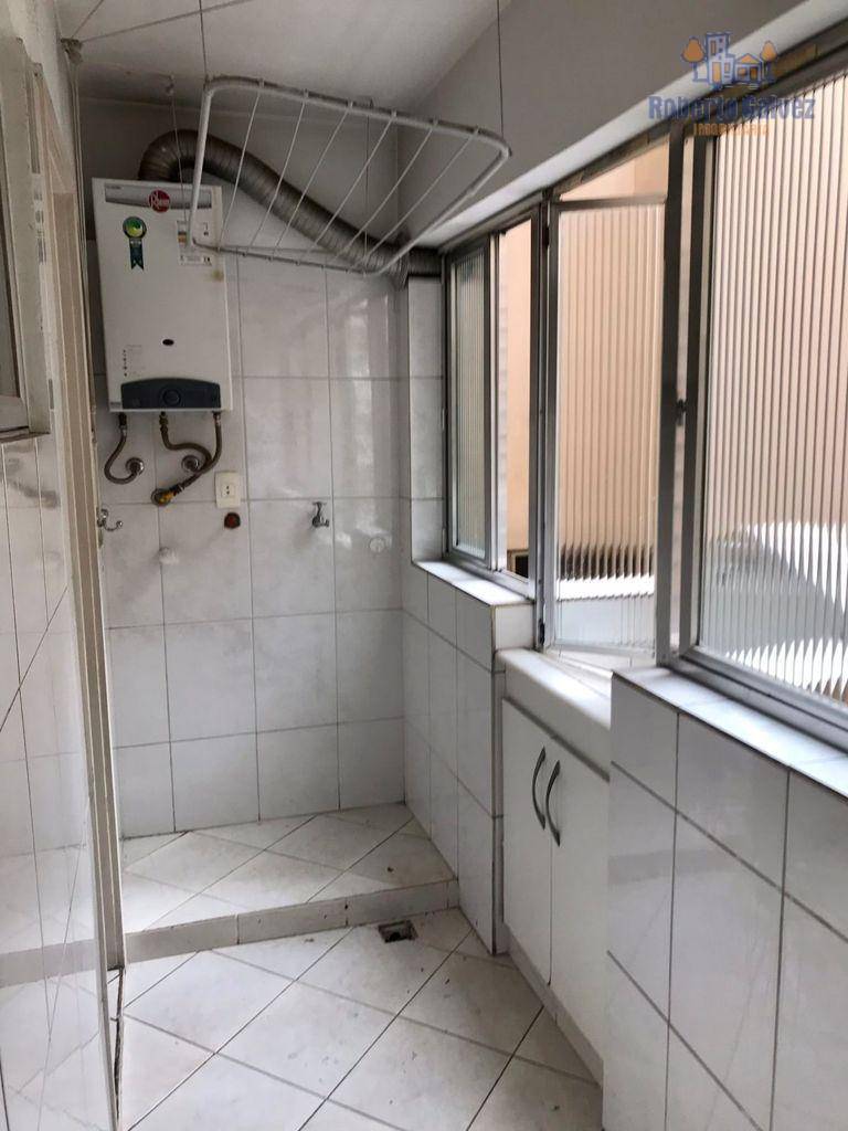 Apartamento para alugar com 2 quartos, 160m² - Foto 16