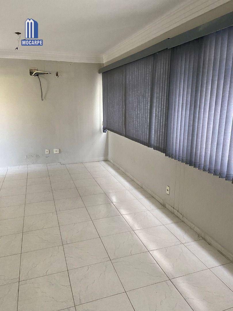 Apartamento à venda com 3 quartos, 131m² - Foto 13