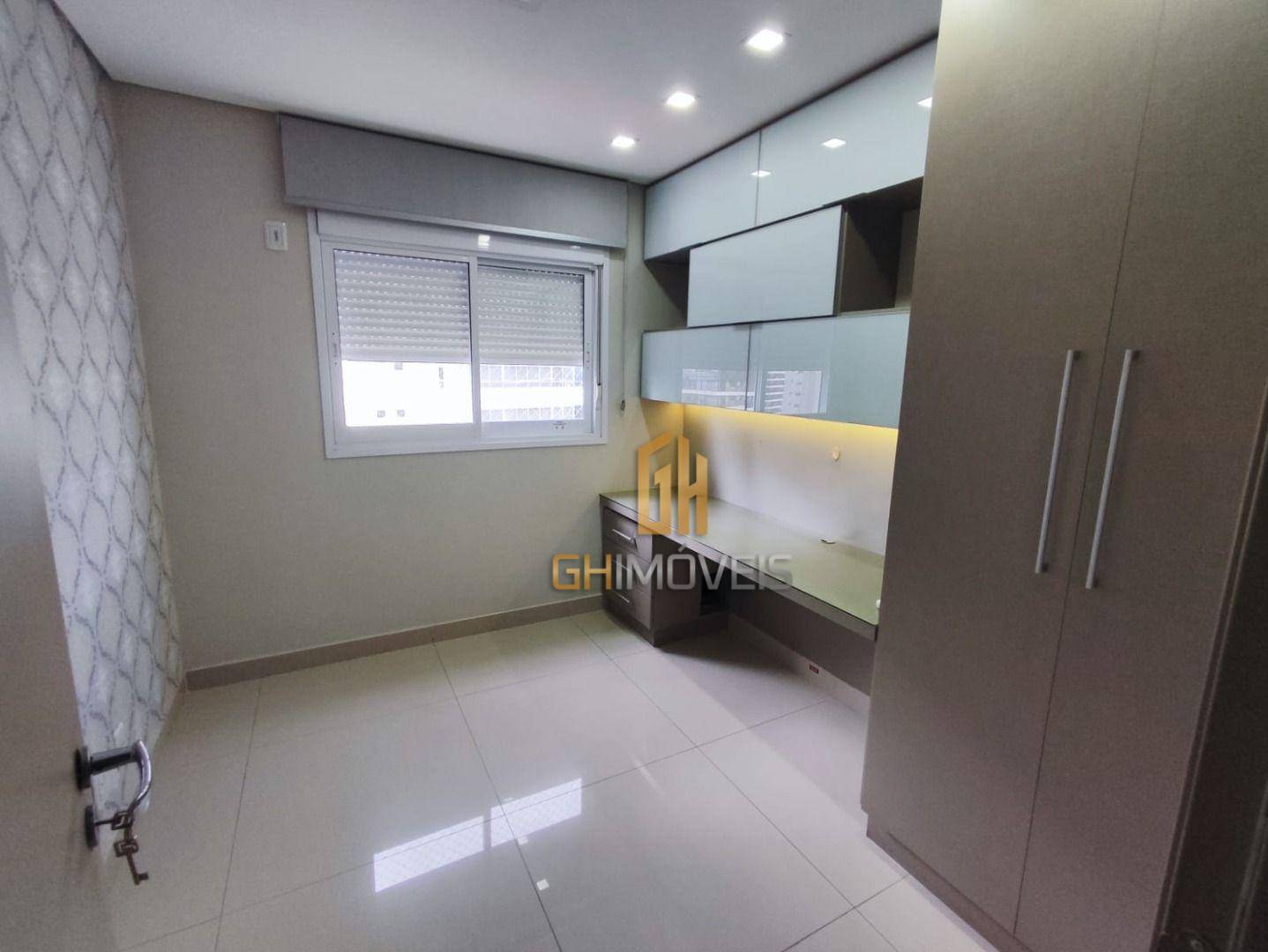 Apartamento à venda com 4 quartos, 159m² - Foto 22