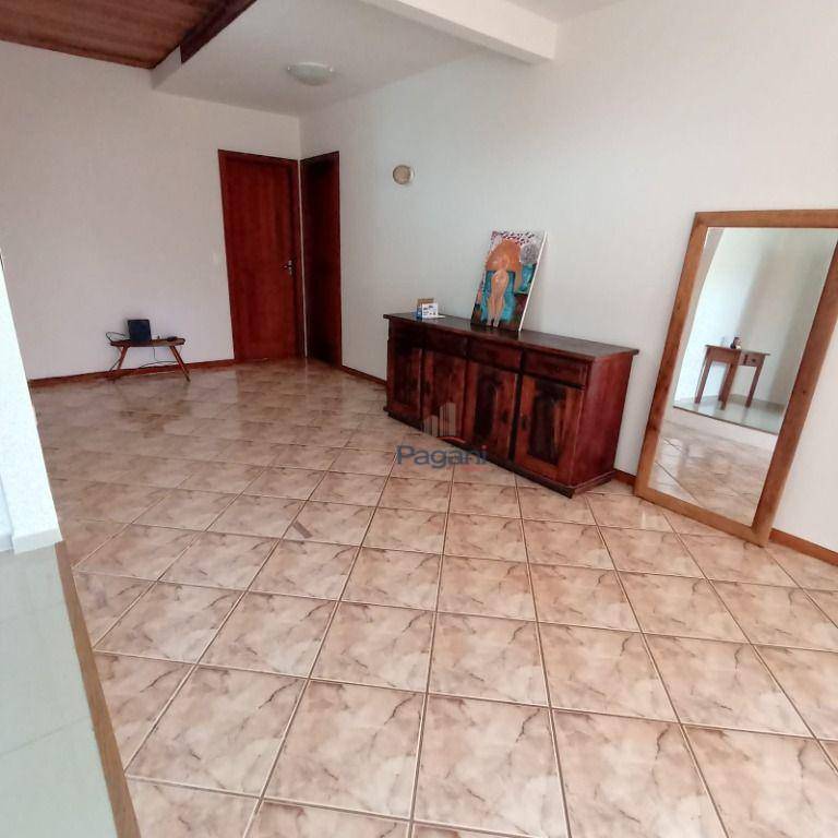 Casa à venda com 3 quartos, 384m² - Foto 17