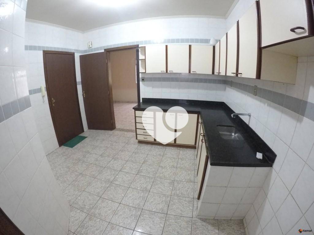 Apartamento à venda com 3 quartos, 99m² - Foto 4