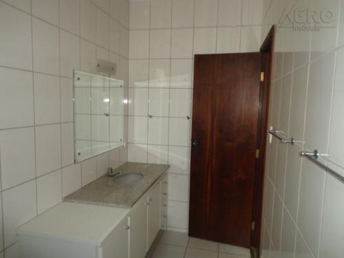 Casa à venda e aluguel com 3 quartos, 240m² - Foto 20