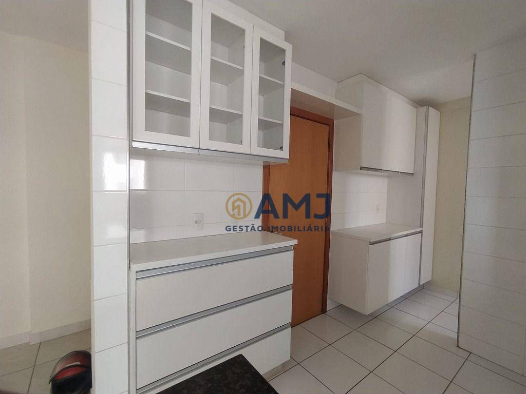 Apartamento à venda com 3 quartos, 97m² - Foto 6