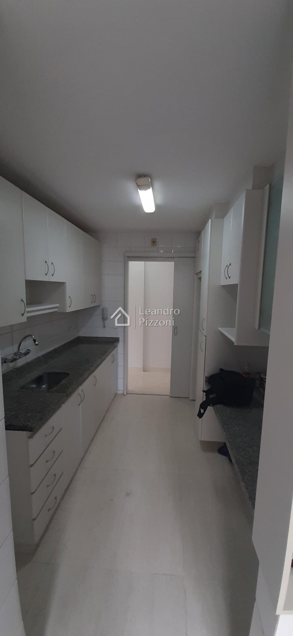 Apartamento à venda com 3 quartos, 79m² - Foto 17