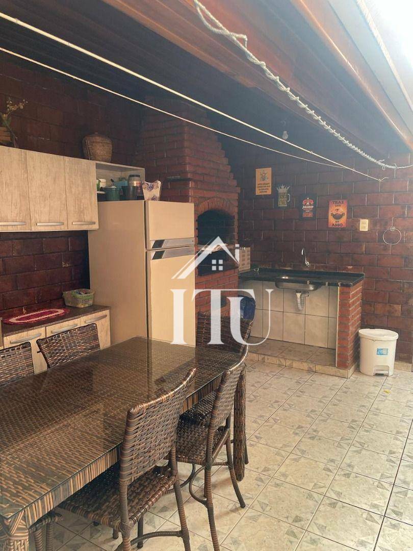 Casa à venda com 3 quartos, 102m² - Foto 3