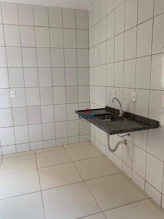 Apartamento à venda com 2 quartos, 56m² - Foto 3