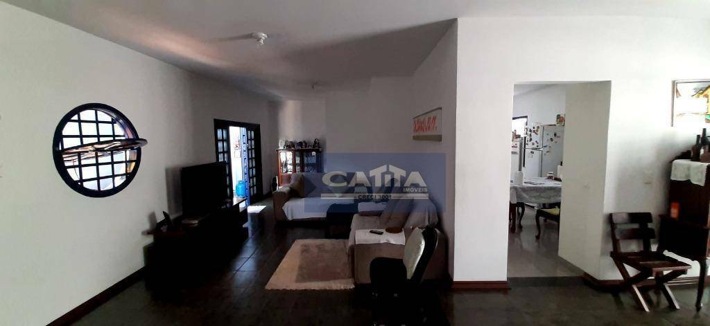 Casa à venda com 3 quartos, 366m² - Foto 13