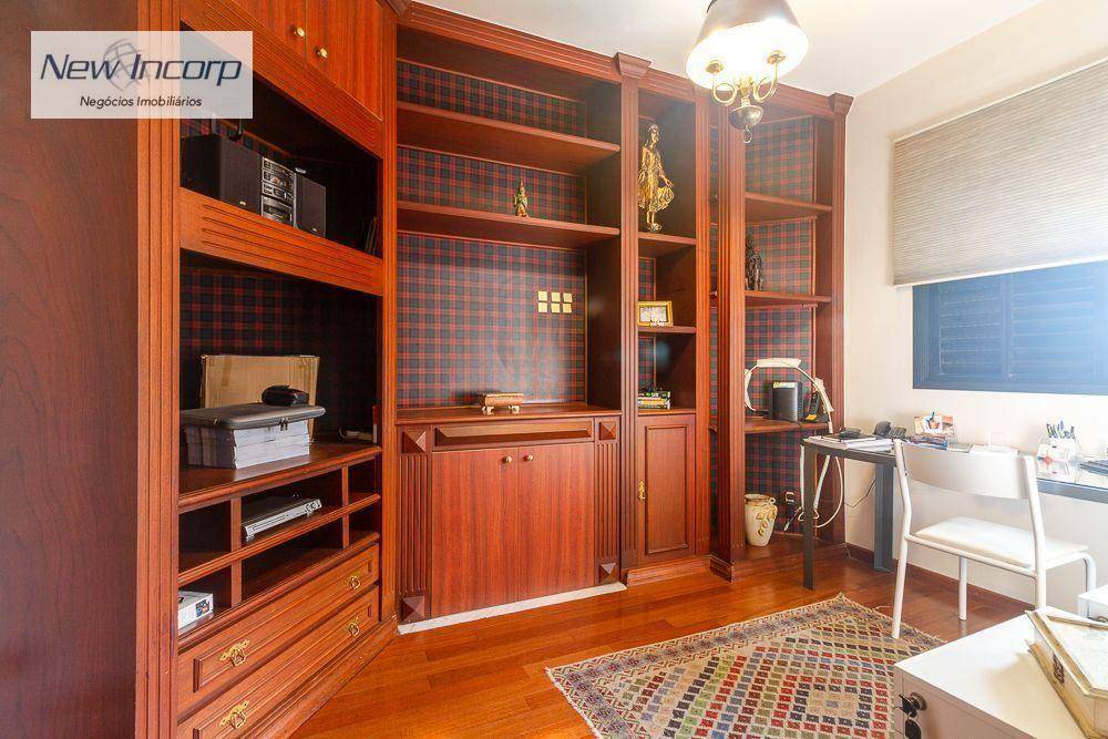 Apartamento à venda com 4 quartos, 153m² - Foto 21