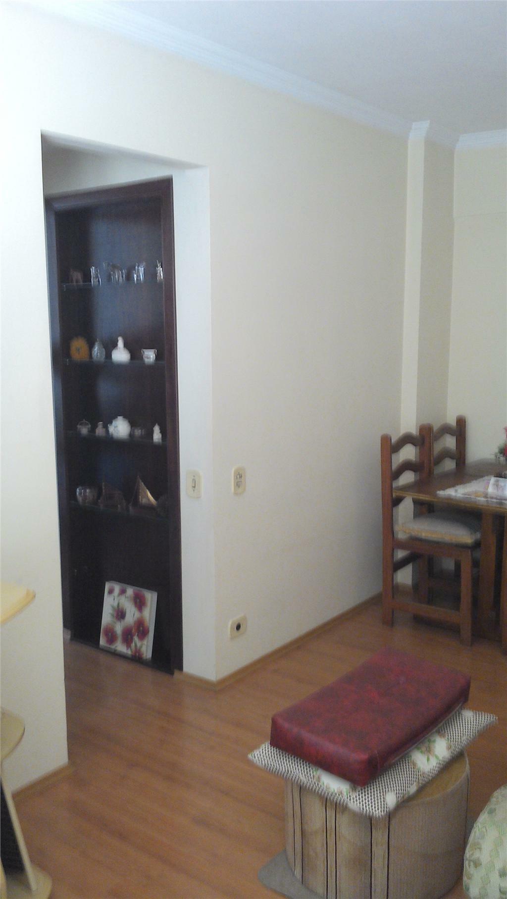 Apartamento à venda com 1 quarto, 43m² - Foto 15