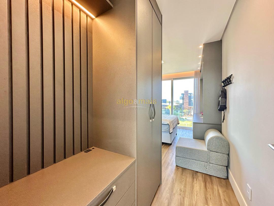Casa de Condomínio à venda com 4 quartos, 270m² - Foto 21