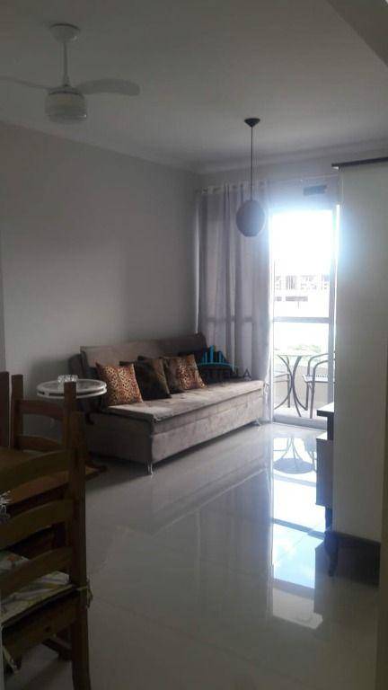 Apartamento à venda com 2 quartos, 68m² - Foto 6