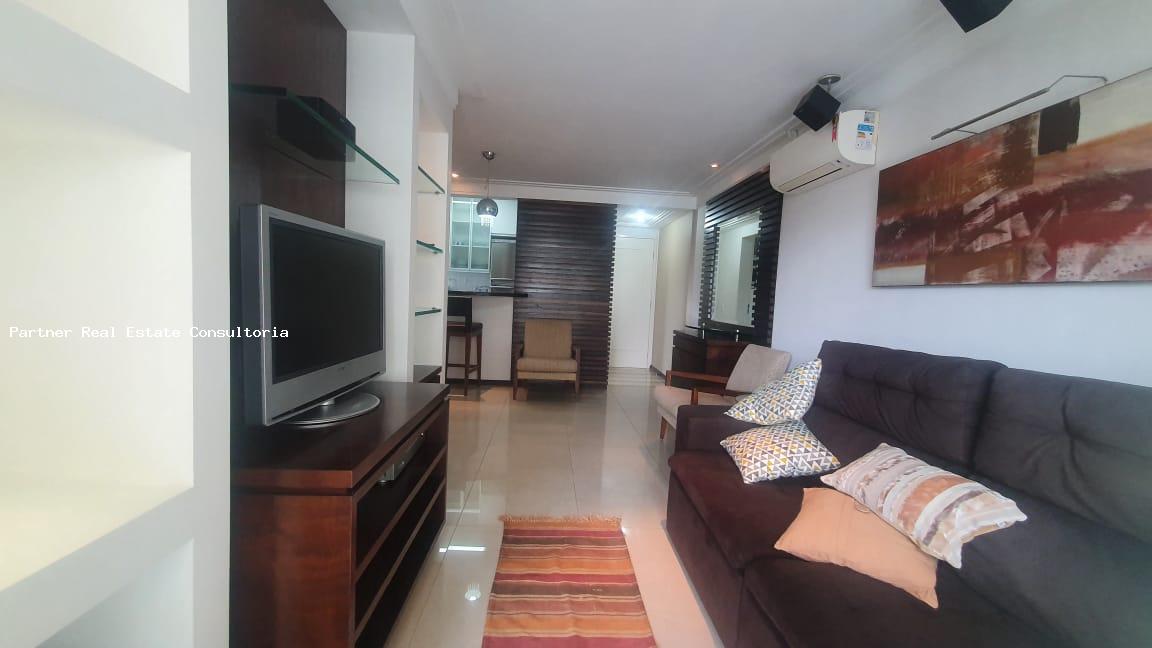 Apartamento para alugar com 2 quartos, 72m² - Foto 13