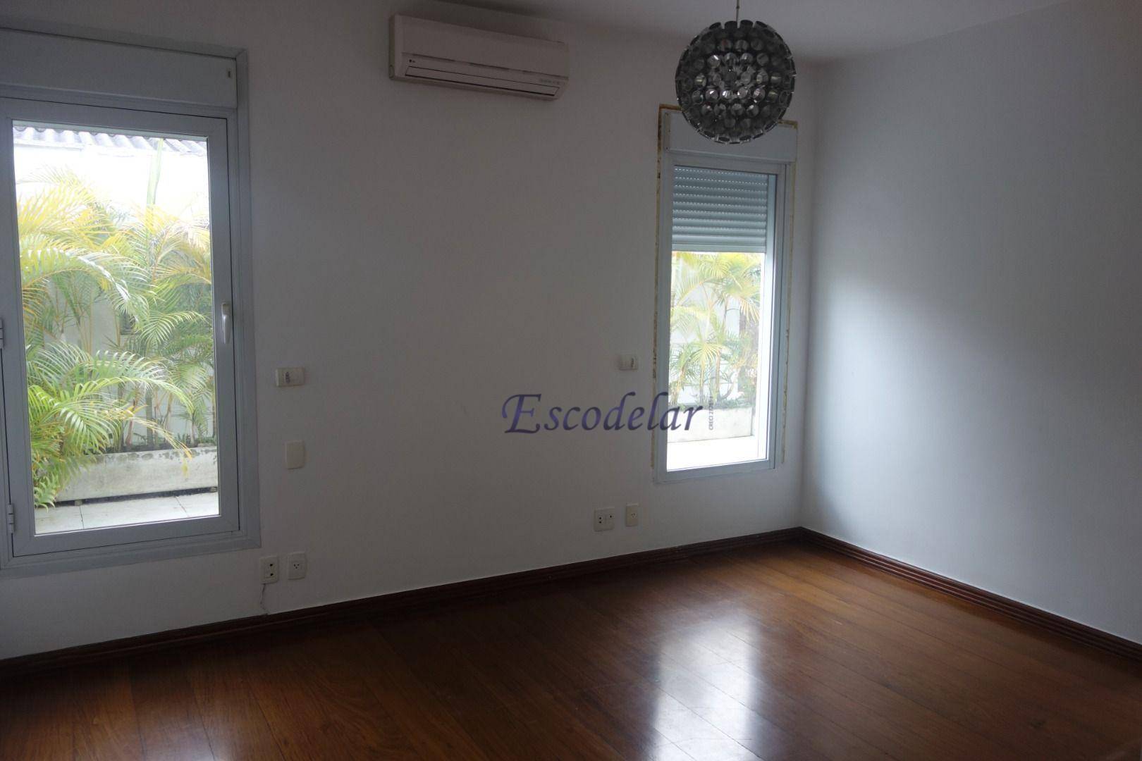 Casa para alugar com 4 quartos, 300m² - Foto 15