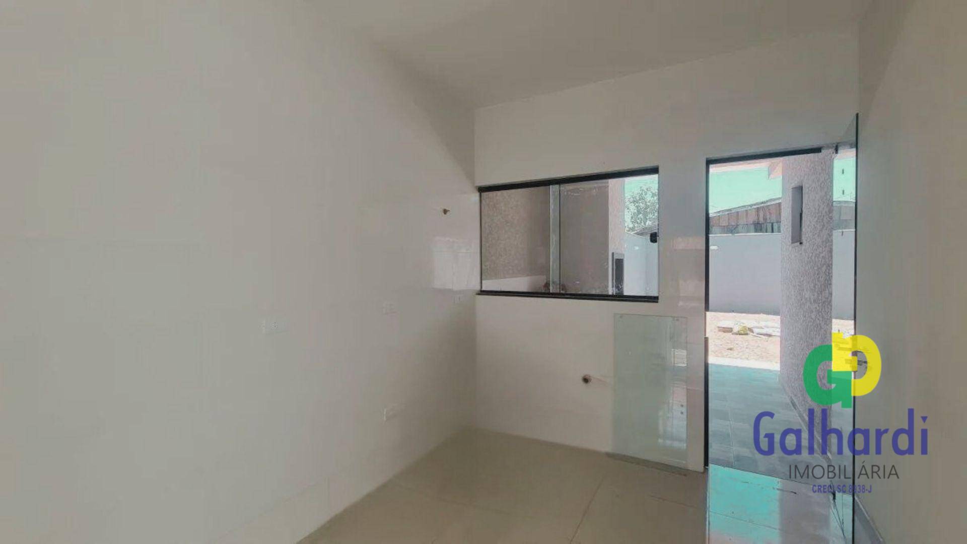 Casa à venda com 3 quartos, 90m² - Foto 2