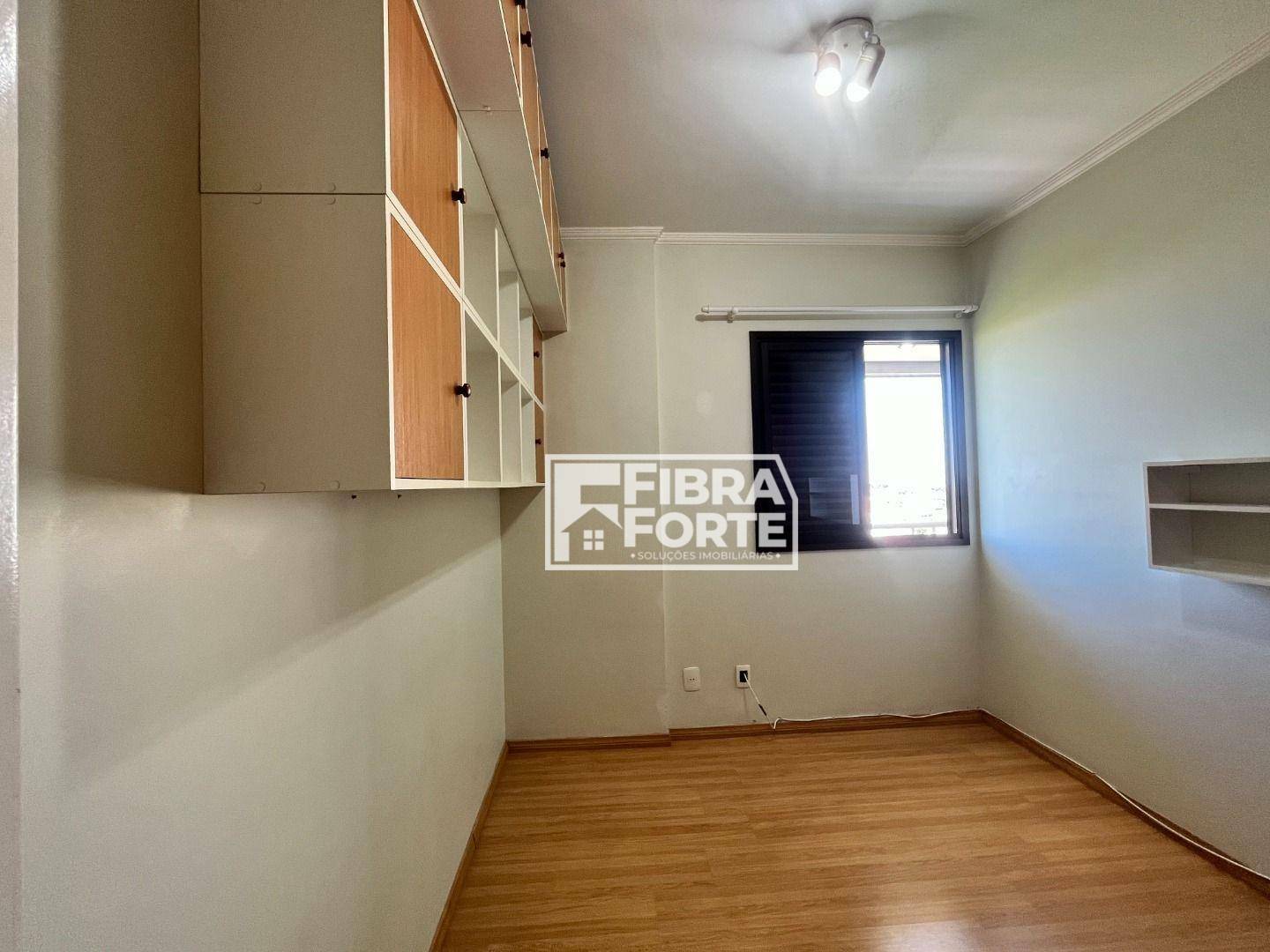 Apartamento para alugar com 2 quartos, 69m² - Foto 15