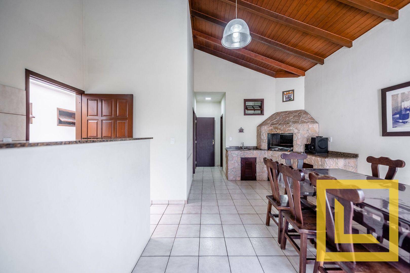 Casa à venda com 3 quartos, 290m² - Foto 17