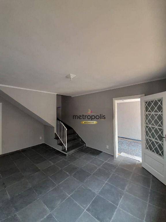 Sobrado para alugar com 2 quartos, 115m² - Foto 1