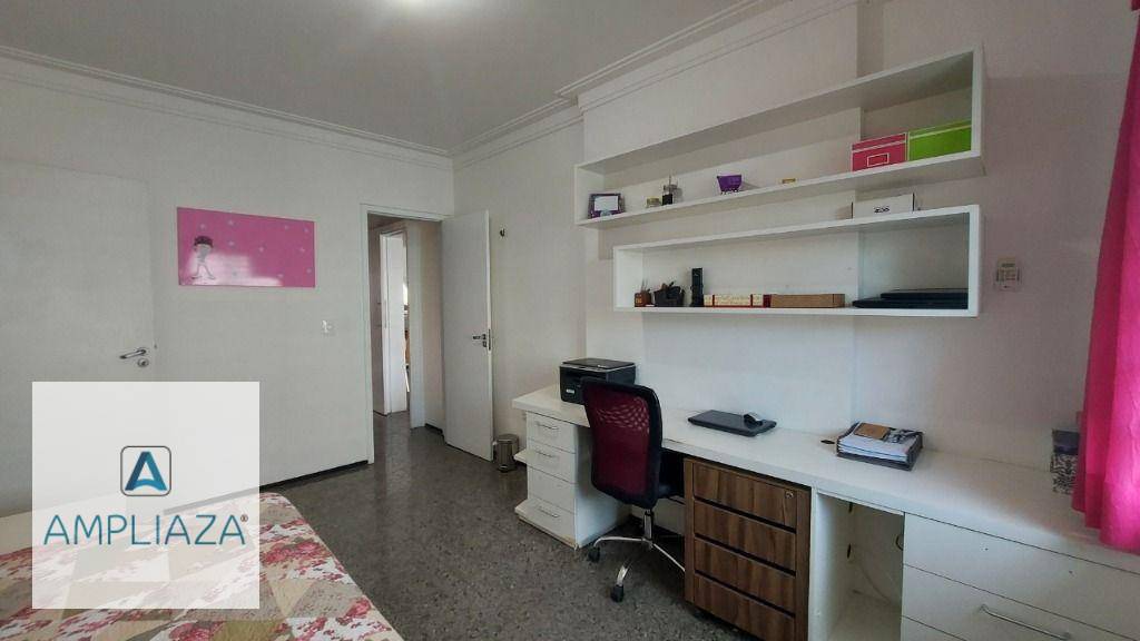 Apartamento à venda com 4 quartos, 198m² - Foto 14