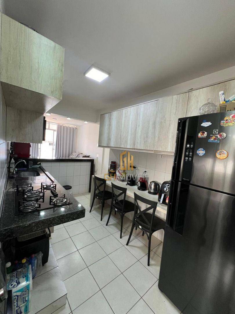 Apartamento à venda com 2 quartos, 64m² - Foto 6