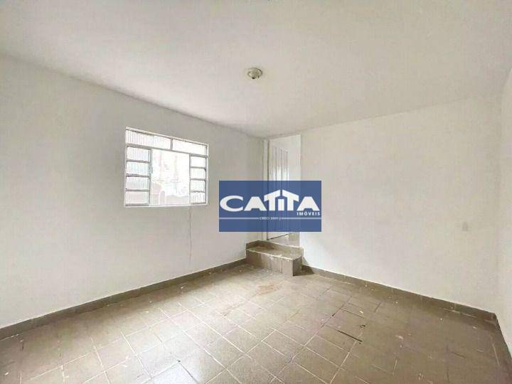 Casa para alugar com 2 quartos, 55m² - Foto 4