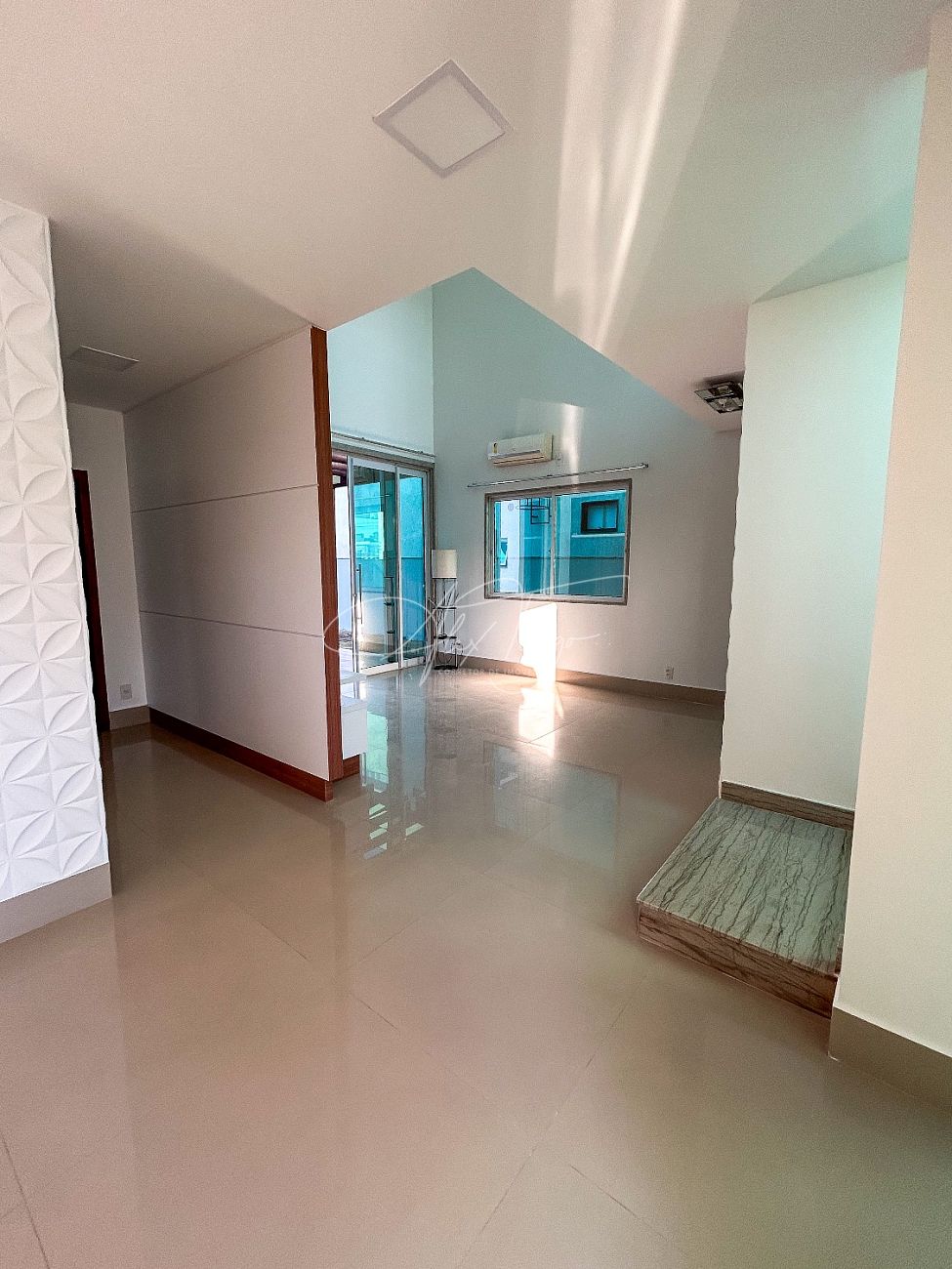 Casa de Condomínio à venda com 3 quartos, 294m² - Foto 13