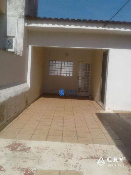 Casa à venda com 3 quartos, 120m² - Foto 2