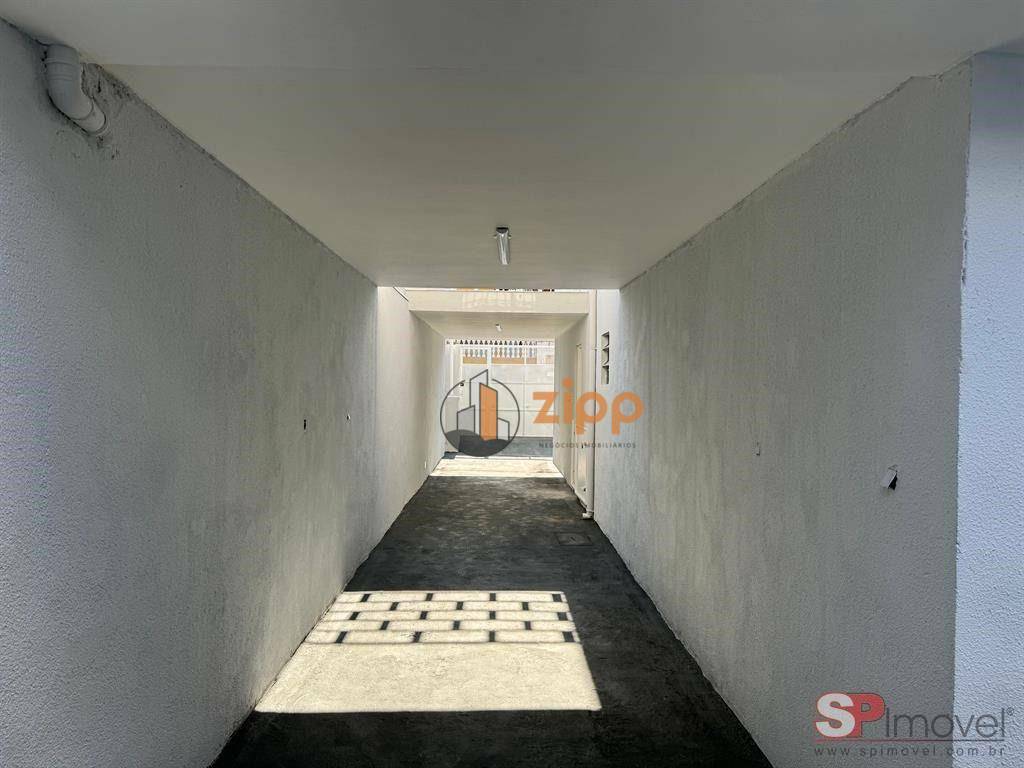 Sobrado à venda e aluguel com 3 quartos, 150m² - Foto 4