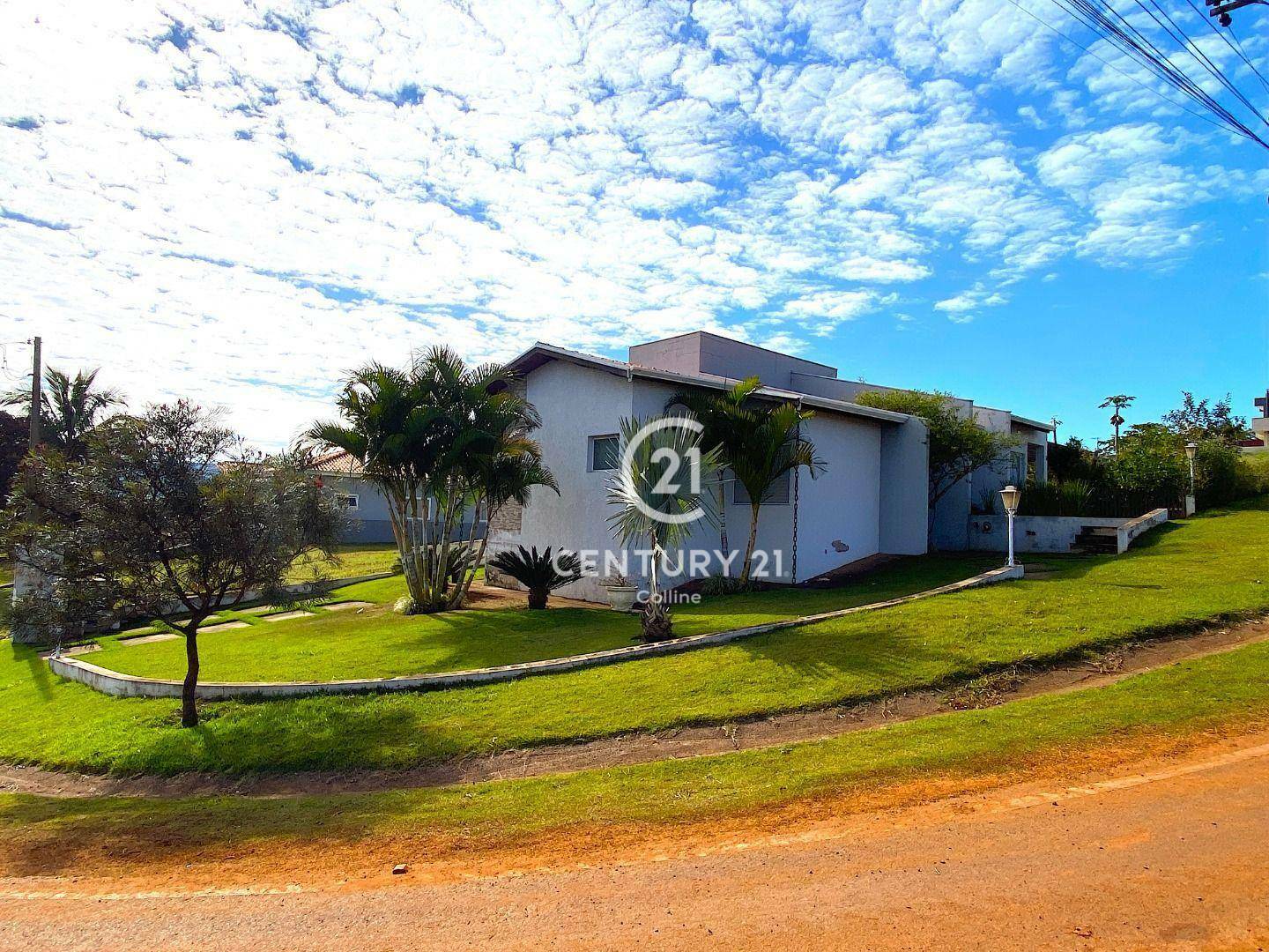 Casa de Condomínio à venda com 3 quartos, 142m² - Foto 1