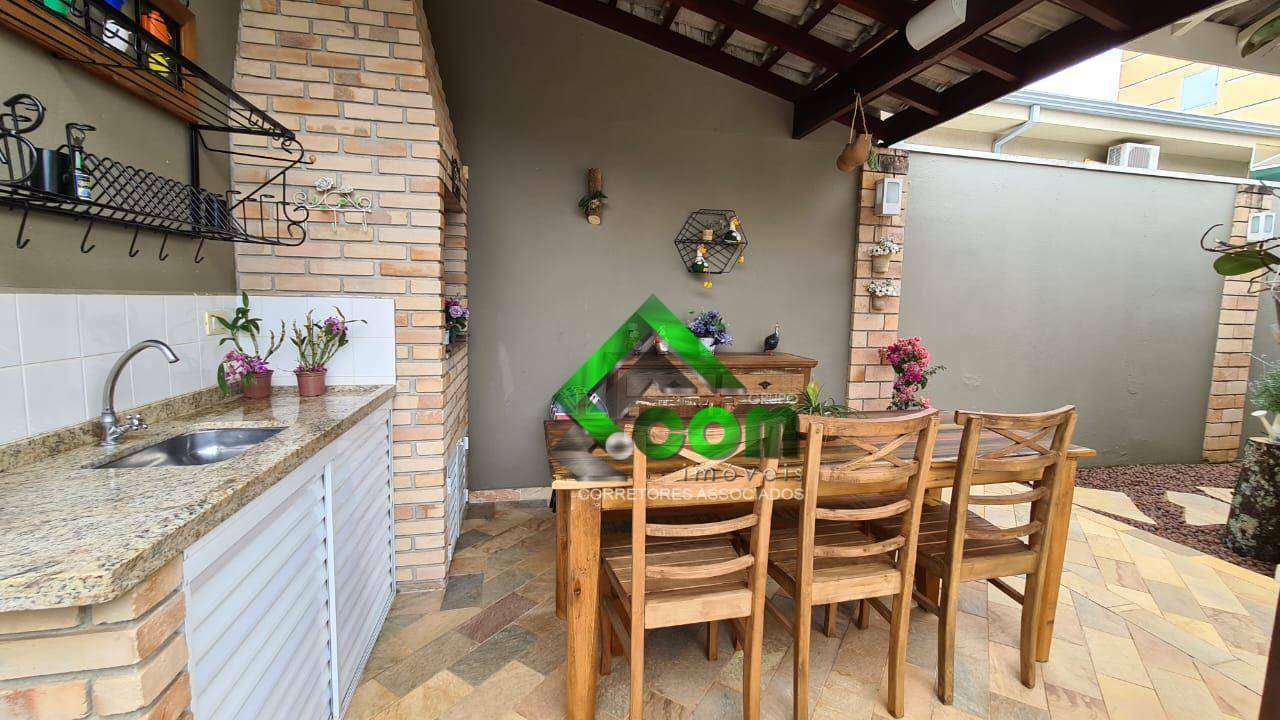 Casa de Condomínio à venda com 3 quartos, 142m² - Foto 4