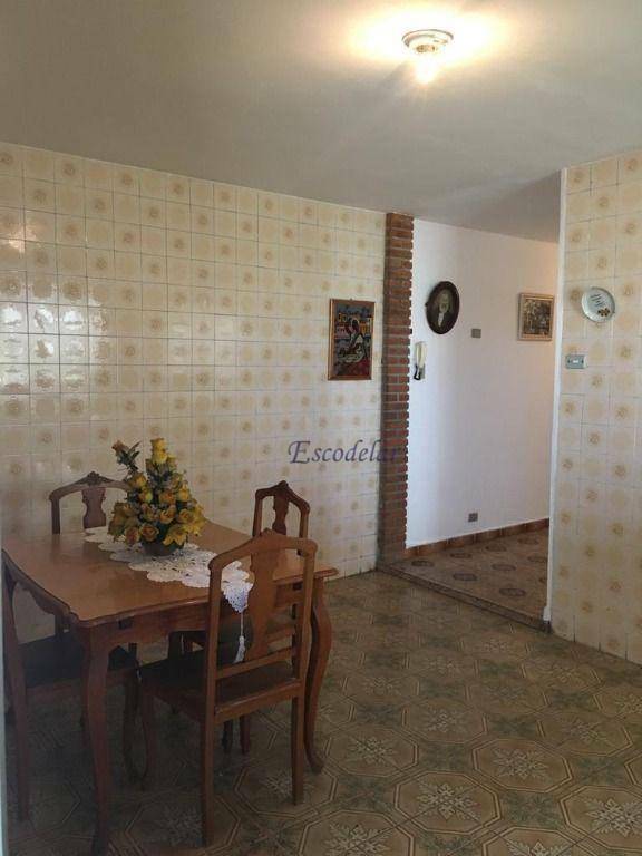 Sobrado à venda com 5 quartos, 250m² - Foto 7