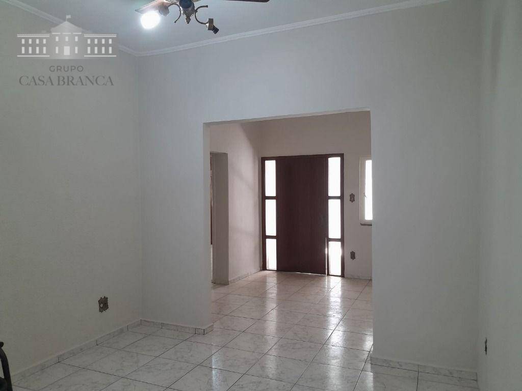 Casa à venda com 4 quartos, 231m² - Foto 14