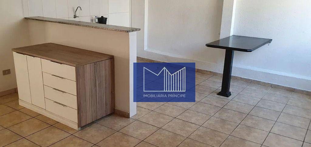 Casa para alugar com 2 quartos, 110M2 - Foto 6