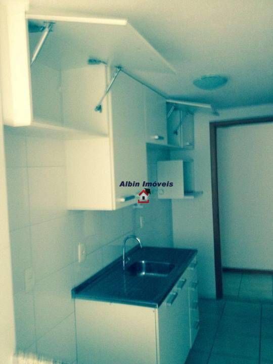 Apartamento à venda com 2 quartos, 67m² - Foto 7