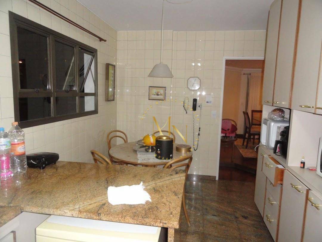 Apartamento à venda com 4 quartos, 160m² - Foto 5