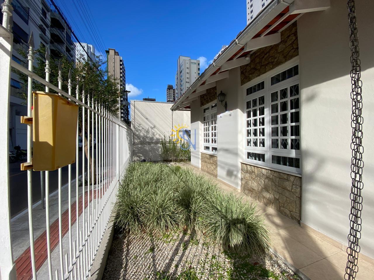 Casa para alugar com 3 quartos, 173m² - Foto 40